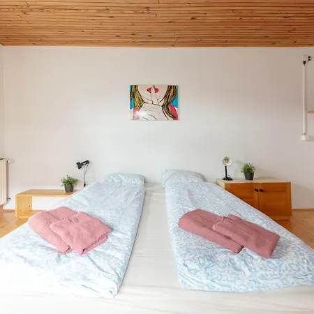 First House - Lovely Near Cerknica Ferienhaus Nova Vas (Bloke)