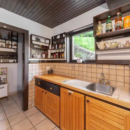 Ferienhaus First House - Lovely Near Cerknica